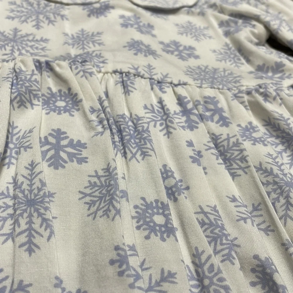 Kate Quinn Snowflake Peter Pan Bubble
